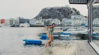 巧用按摩工具，焕活身心：南昌桑拿按摩师的独家秘籍 poster