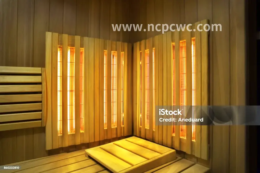 按摩球放松肩颈