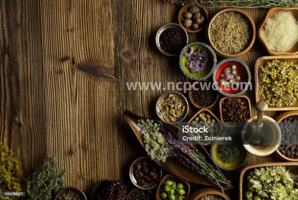 筋膜球按摩背部